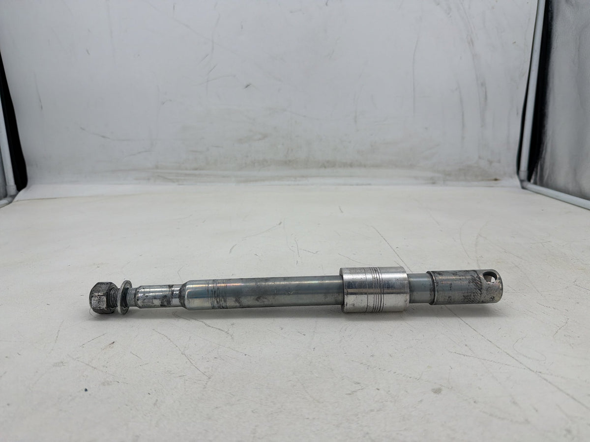 2016 Harley Dyna Fat Bob FXDF 103 OEM Front Wheel Axle Bolt Shaft