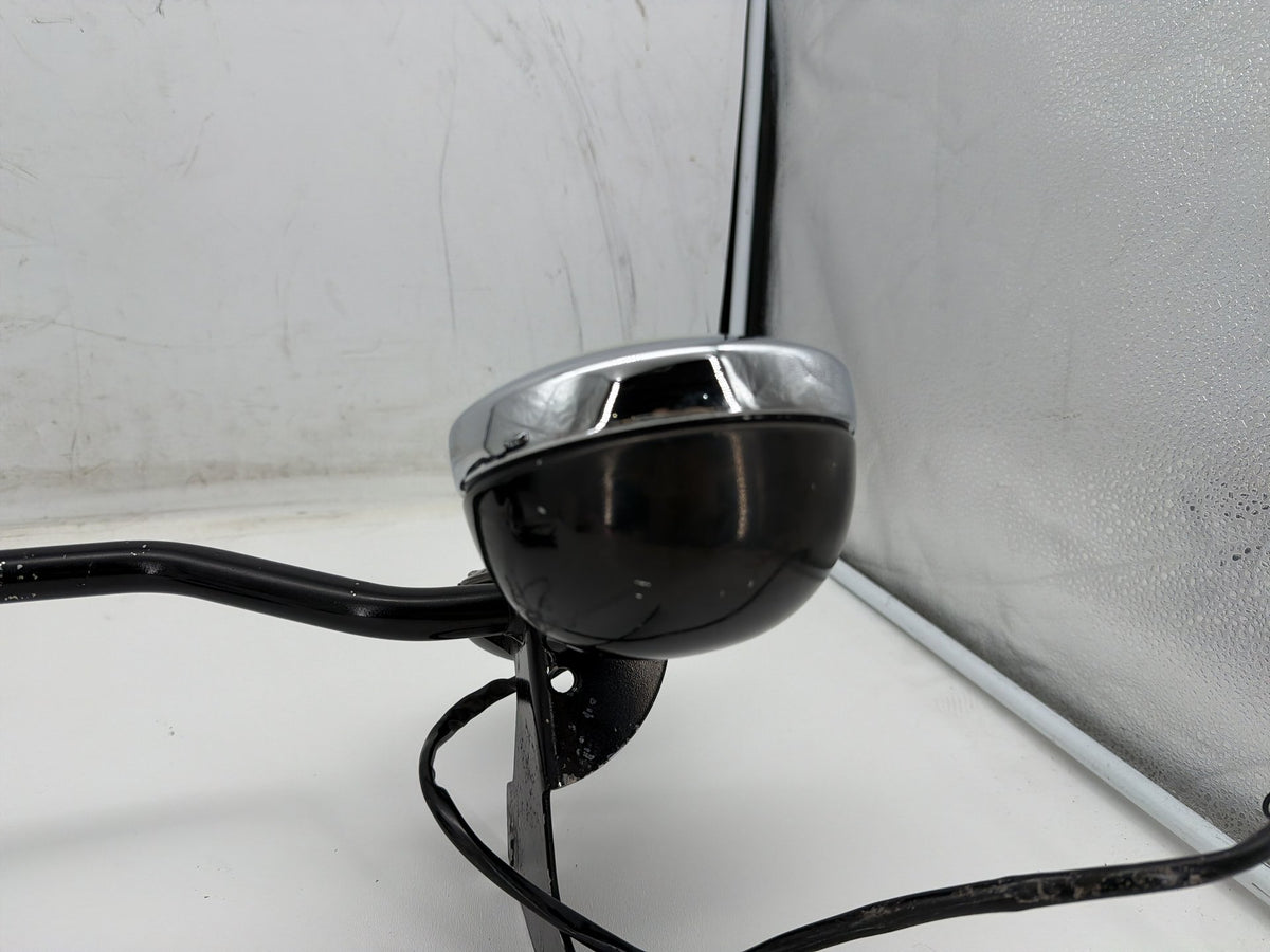 2006 Harley Electra Glide Touring Classic OEM Front Turn Signal Indicators Aux Light Bar