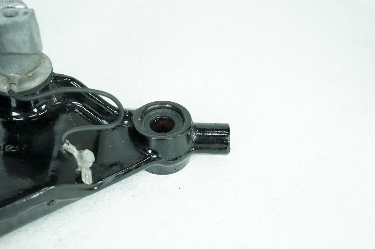 2008 Harley Touring FLHT Electra Glide OEM Front Fork Upper Triple Tree Clamps