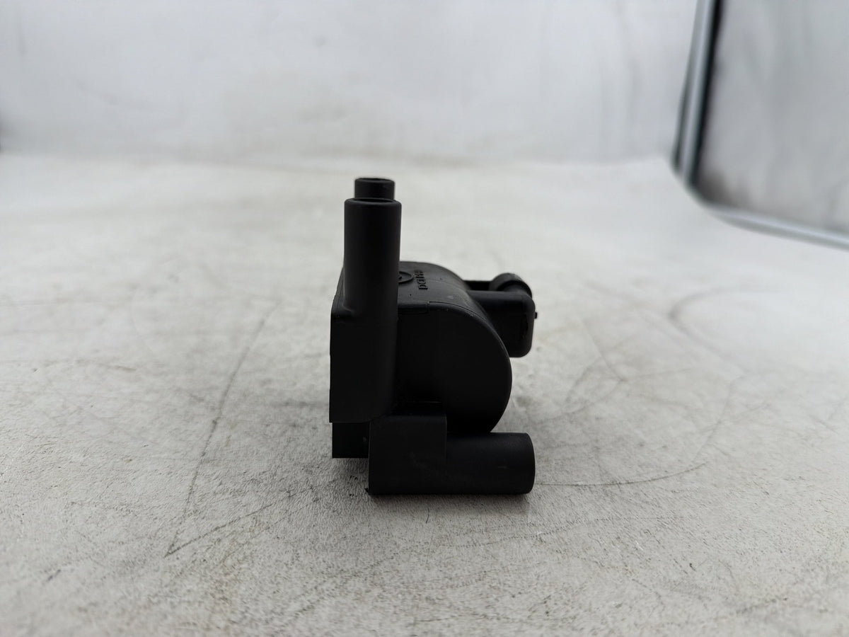 2010 Harley Road King Touring Police OEM Ignition Coil Spark Igniter