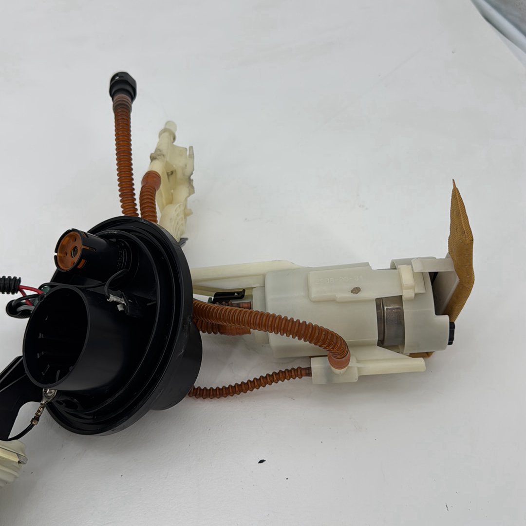 2008 - 2016 Harley-Davidson Touring Street Glide Gas Gasoline Fuel Petrol Pump Sending 62908-08