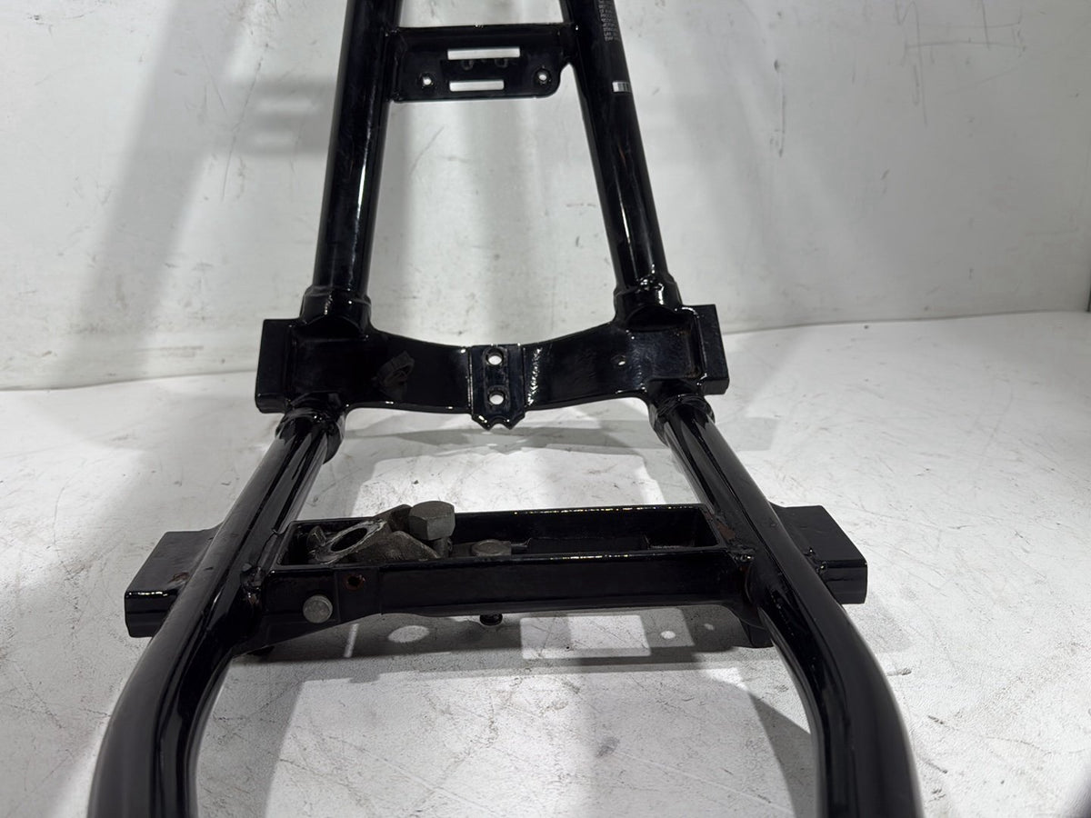 2009 Harley Dyna Street Bob FXDB OEM Body Main Frame Chassis 29 Degree CLN CLR