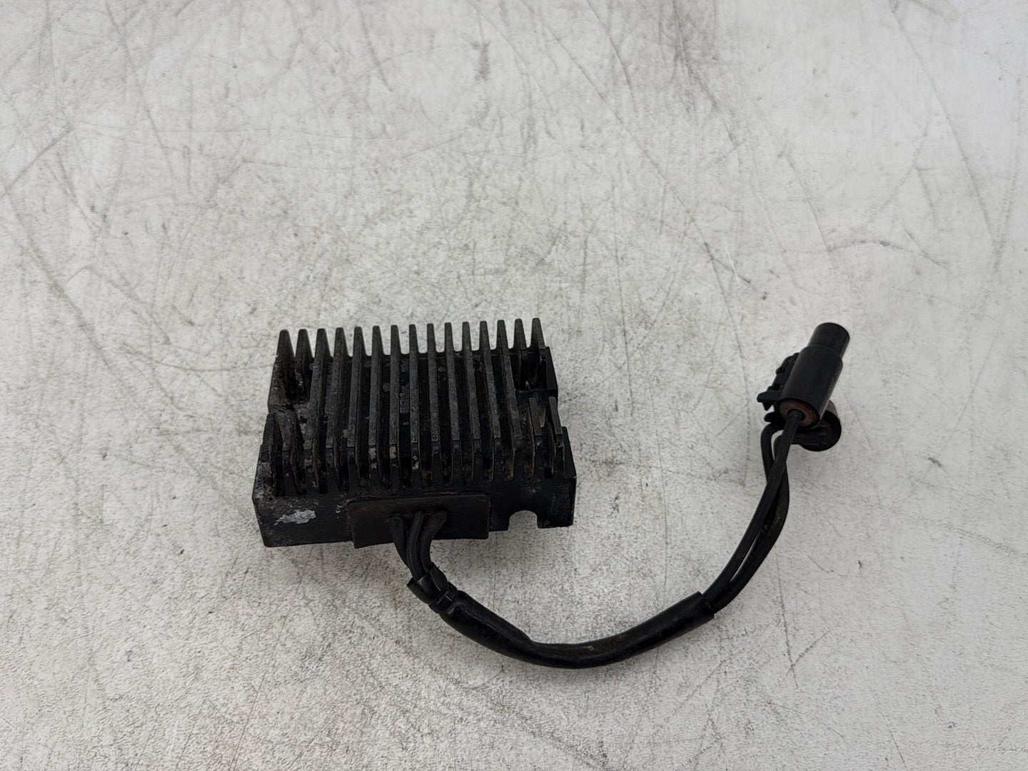 1997 Harley Sportster 1200 Custom XL1200C OEM Voltage Regulator Rectifier