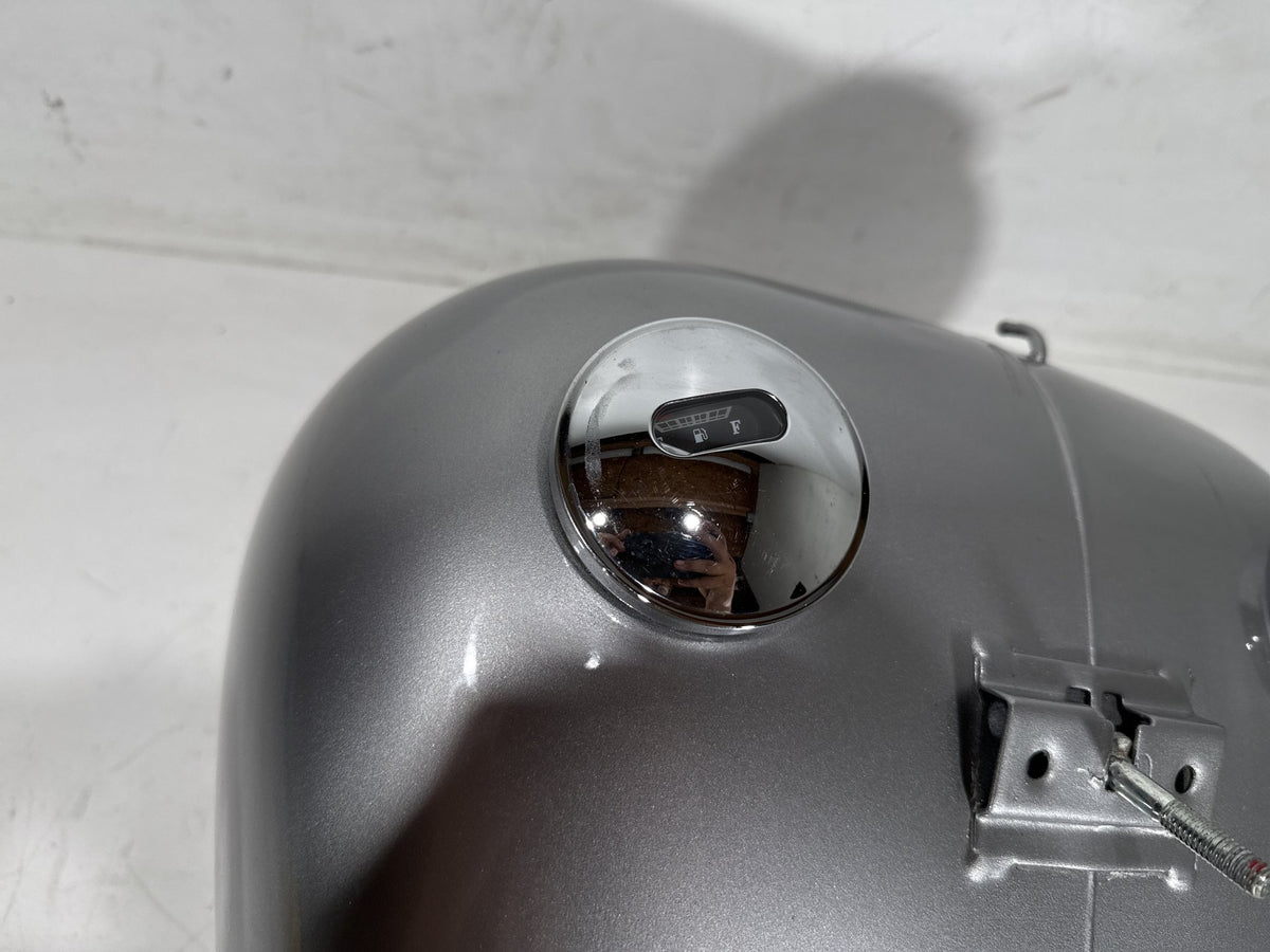 2001 Harley Softail Standard FXST OEM Fuel Gas Tank Gasoline Reservoir EFI