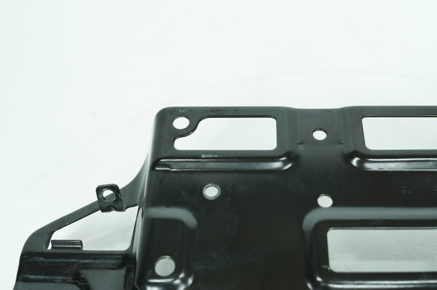 2007 - 2016 Harley-Davidson Touring Street Glide Inner Fairing Mount Support Bracket 57000186