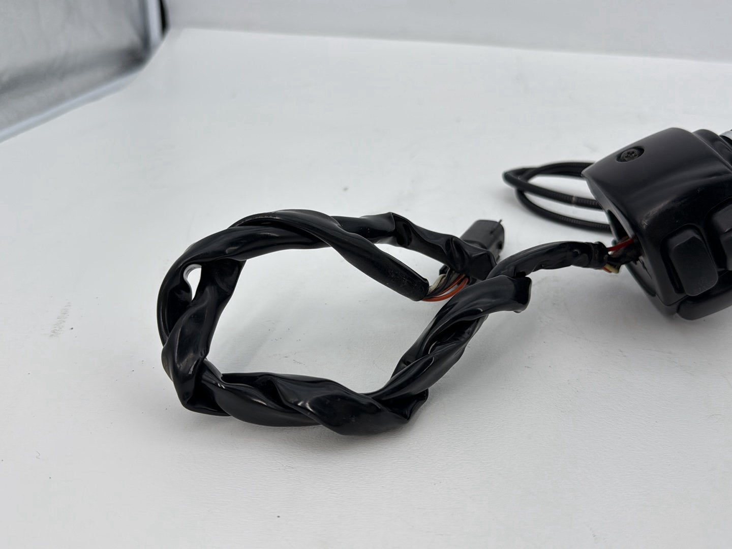 2009 Harley Sportster XL1200C 1200 Custom OEM Right Engine Start Kill Switches Controls