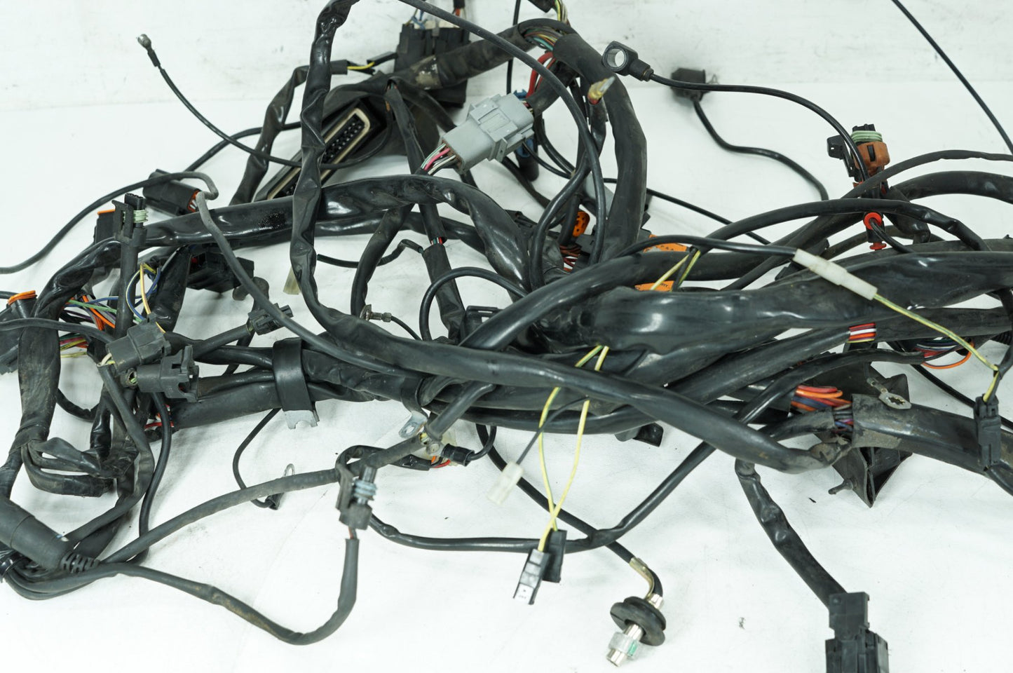 1984 - 1998 Harley-Davidson Touring Electra Glide Ultra Main Wire Wiring Harness Loom  	70985-97