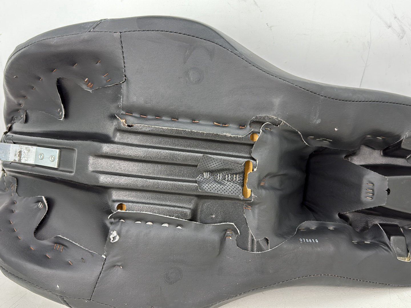 2007 Harley Electra Glide Touring Ultra OEM Passenger Rider Driver Seat Saddle