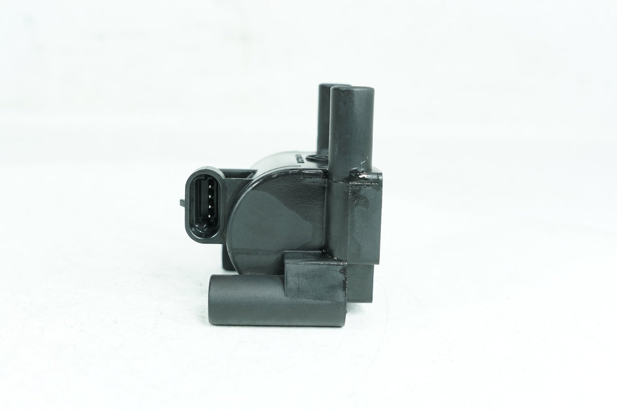 2013 Harley Touring FLHTC Electra Glide Classic OEM Ignition Coil Spark Igniter