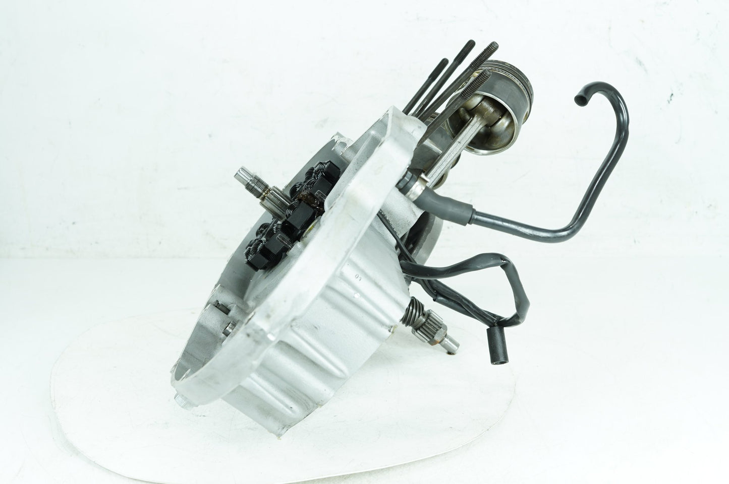 1991 - 2003 Harley-Davidson Sportster Hugger Crankcase Shaft Engine Motor Cover 24555-00