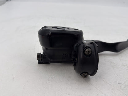 2004 - 2013 Harley-Davidson Sportster 1200 Custom Front Brake Lever Master Cylinder Reservoir 45146-04
