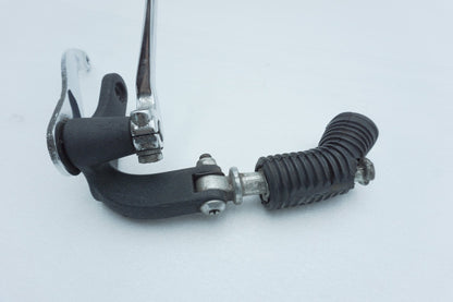 2008 - 2016 Harley-Davidson Dyna Wide Glide Left Foot Rest Support Bracket Peg 33693-03