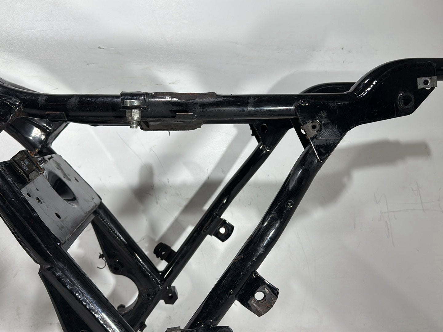 1995 Harley Road King Touring FLHR OEM Body Main Frame Chassis CLN CLR