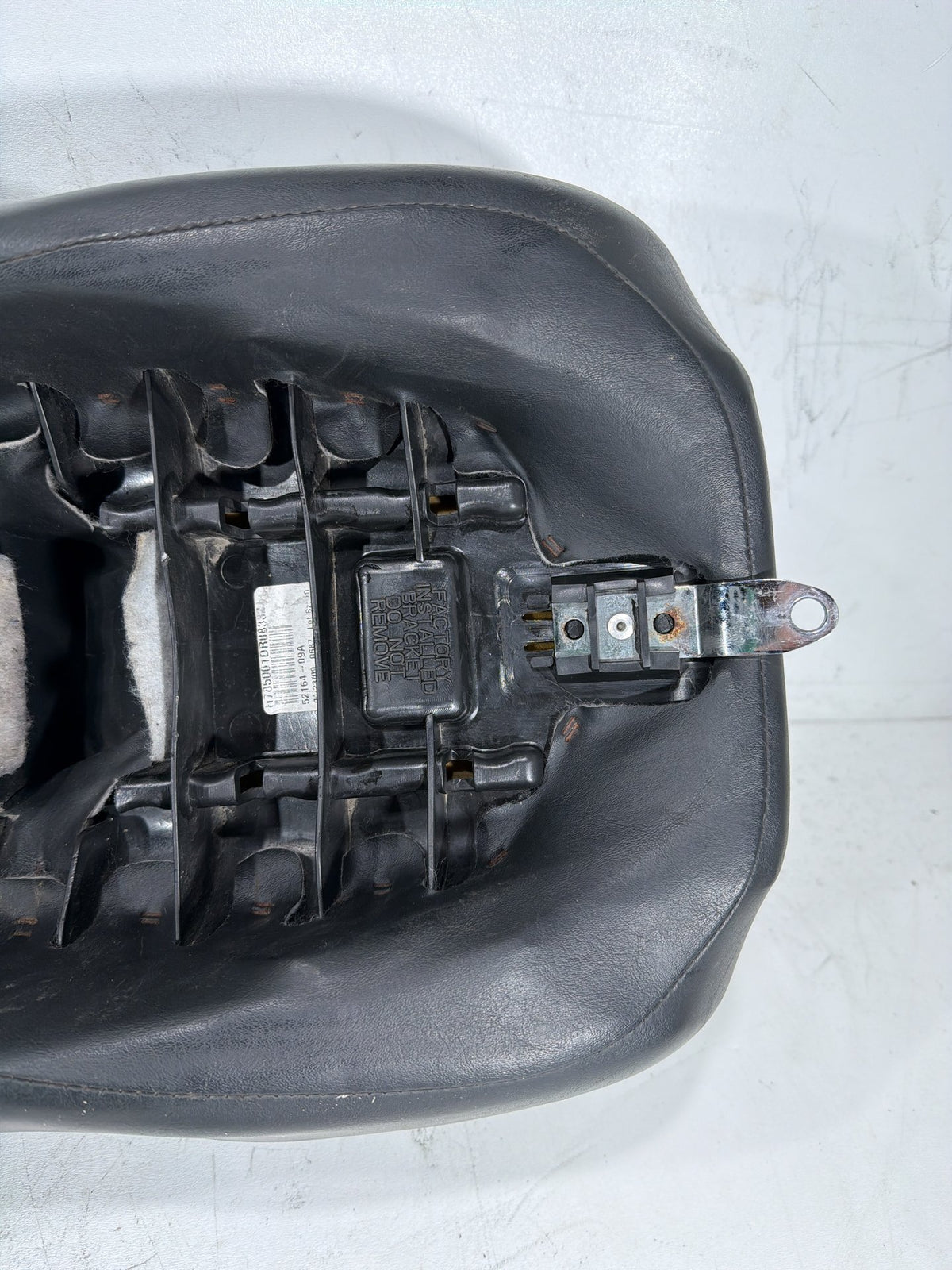 2010 Harley Electra Glide Touring Ultra OEM Passenger Rider Driver Seat Saddle