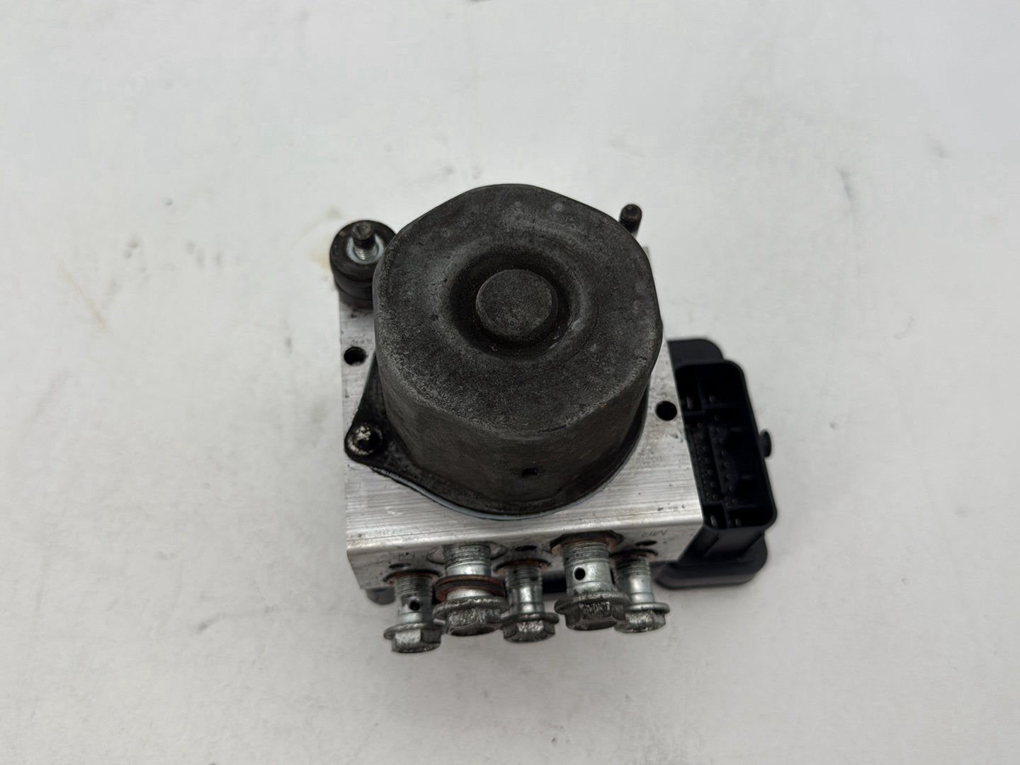 2014 Harley Electra Glide Touring CVO Screamin Eagle OEM ABS Brake Pump & Control Module