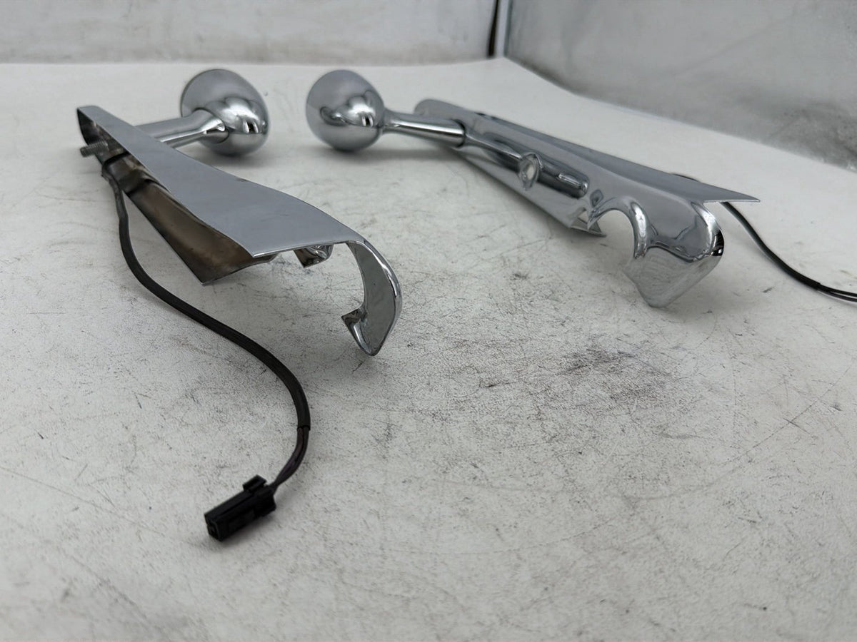 2006 Harley Sportster 1200 Custom XL1200C OEM Rear Left Right Fender Struts Bracket & Turn Signal
