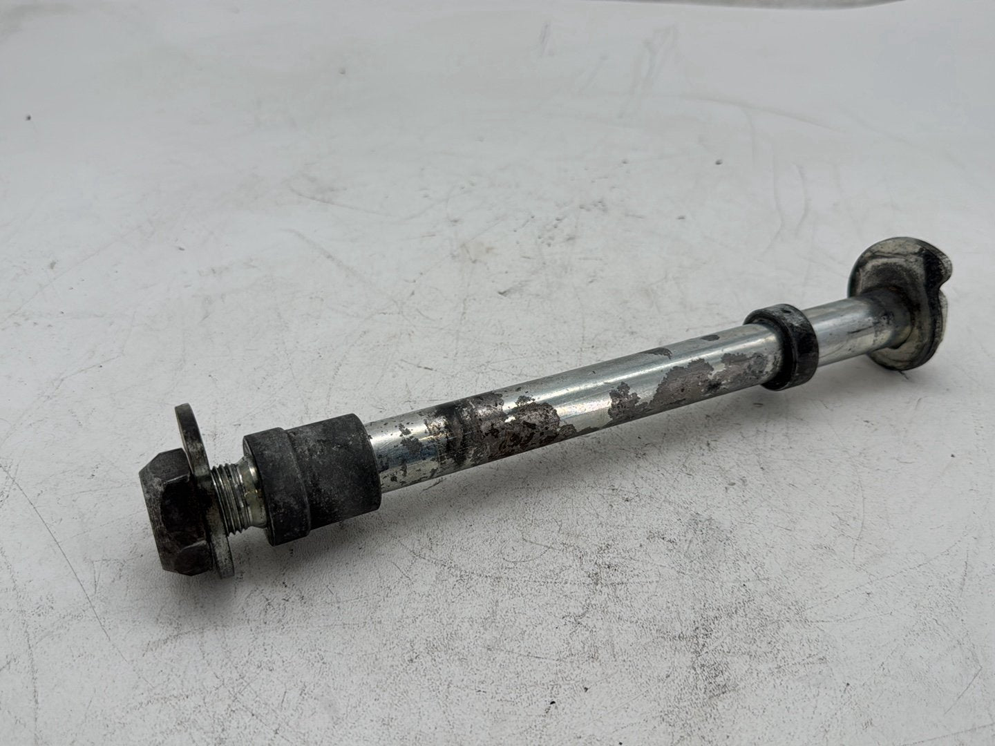 2006 Harley Street Glide Touring FLHXI OEM Rear Wheel Axle Bolt Shaft