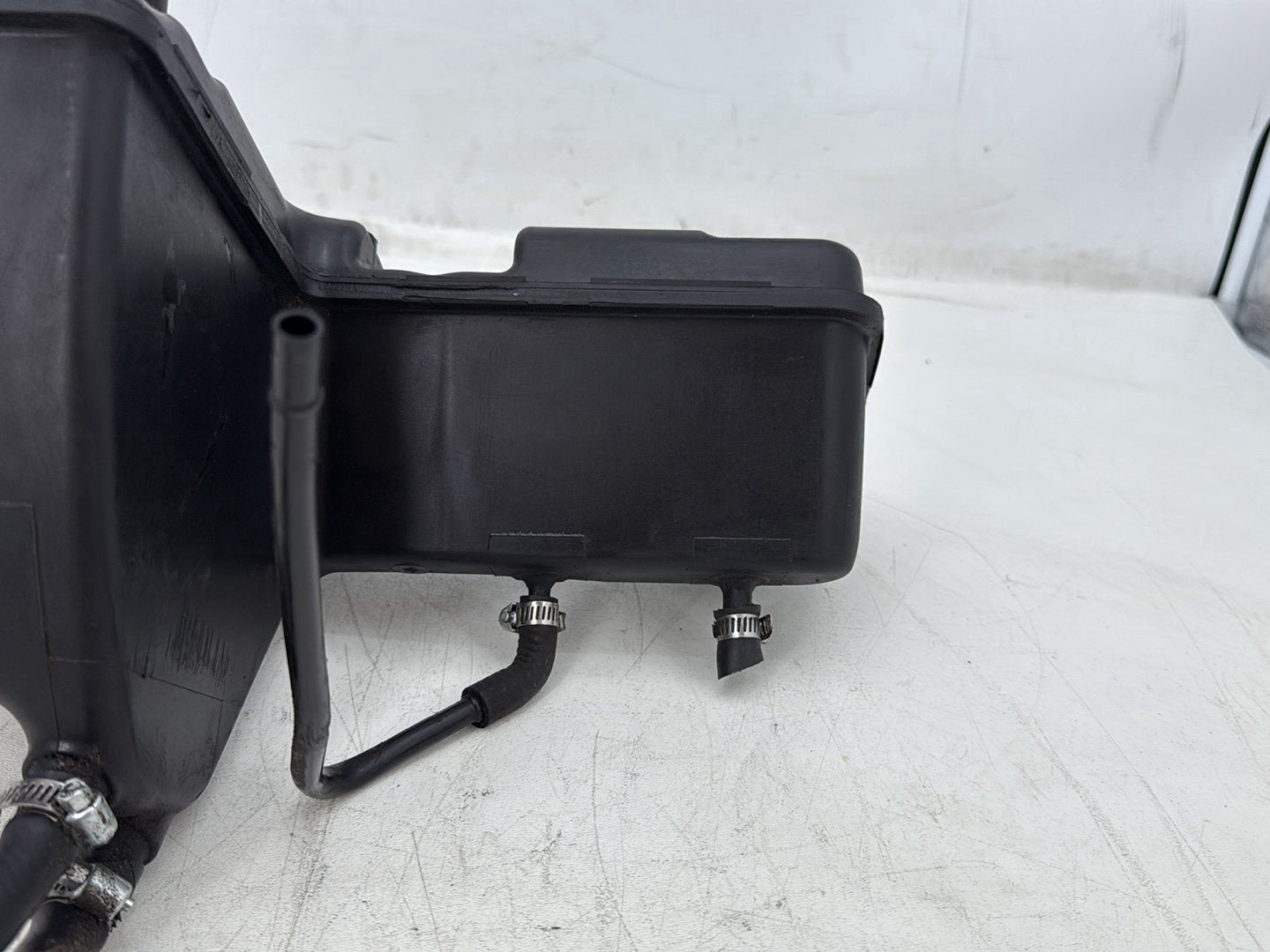 2008 Harley Sportster XL883L 883 Low OEM Oil Tank Reservoir Bottle Canister