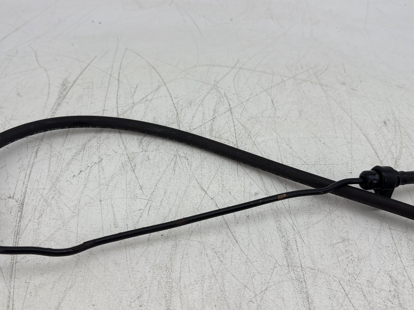 2004 Harley Sportster XL883C 883 Custom OEM Front Brake Hose Line Pipe
