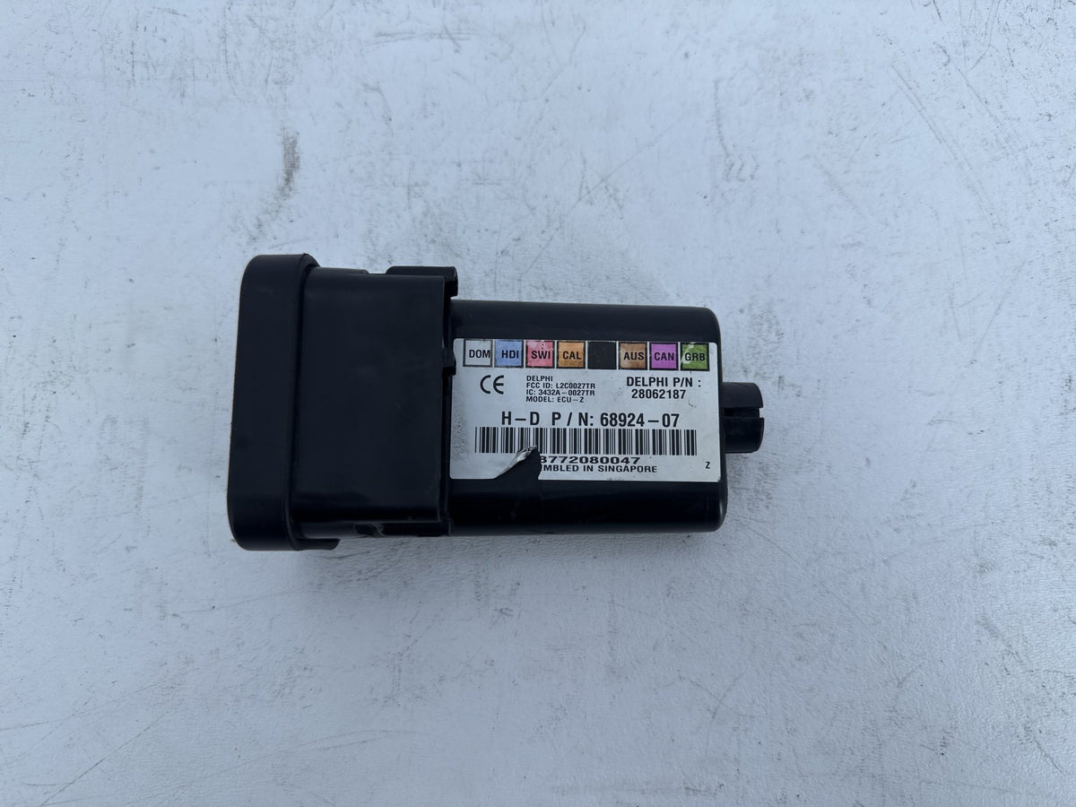 2013 Harley Street Glide Touring FLHX OEM Turn Signal Security Module TSSM