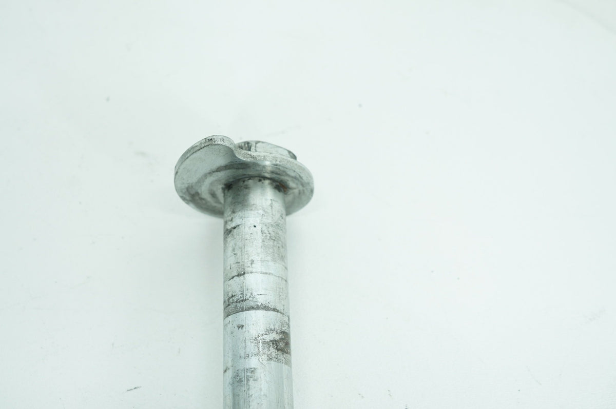 2003 Harley Touring SEI1 CVO Screamin Eagle Road King OEM Rear Wheel Axle Bolt Shaft