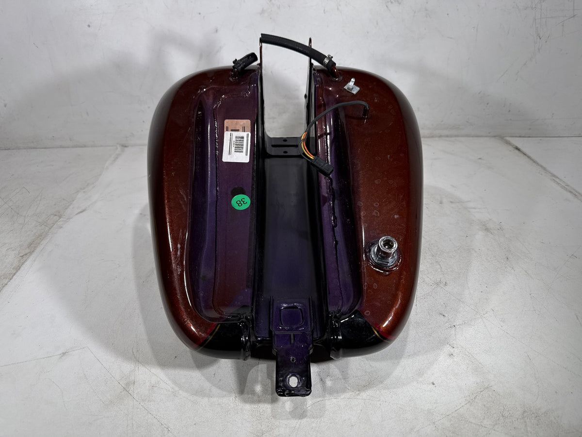 2011 Harley Softail Deluxe OEM Fuel Gas Tank Gasoline Reservoir w/ Pump Sending