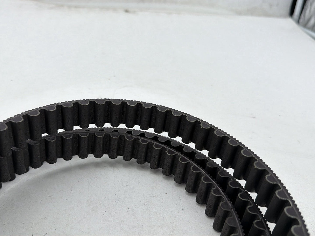 2010 Harley Street Glide Touring FLHX OEM Rear Drive Belt 40024-09 140T 1"