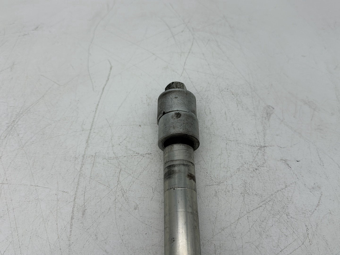 2005 Harley Touring FLHRCI Road King Classic OEM Front Wheel Axle Bolt Shaft