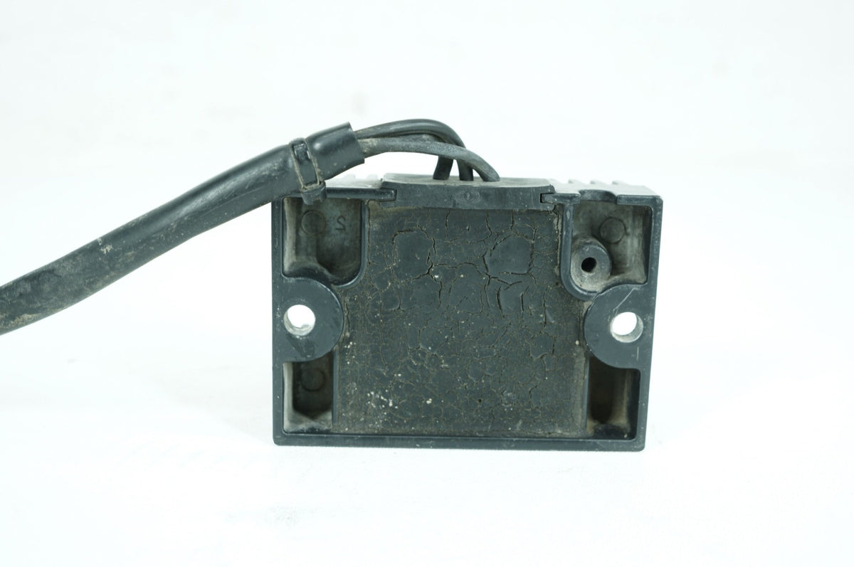 2003 Harley Sportster XL883 C Custom Anniversary OEM Voltage Regulator Rectifier