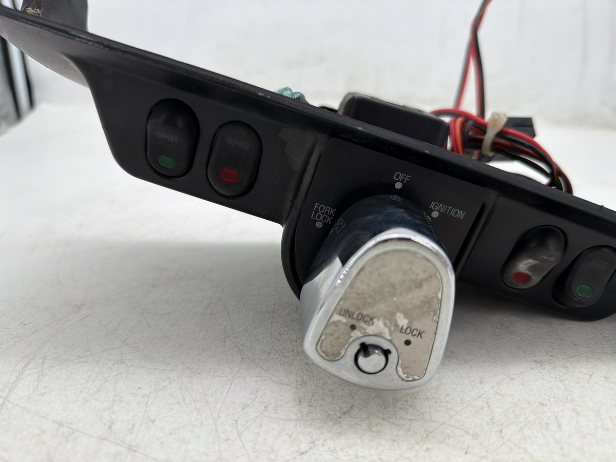 2010 Harley Electra Glide Touring OEM Dash Ignition Cap Switch Lockset NO Key