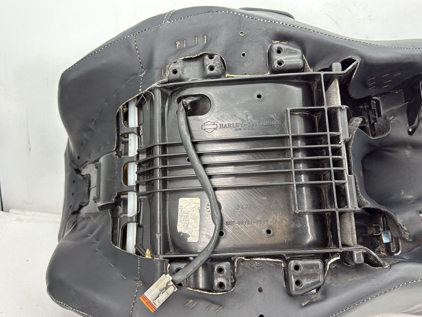 2014 Harley Electra Glide Touring CVO Screamin Eagle OEM Passenger Rider Driver Seat Saddle