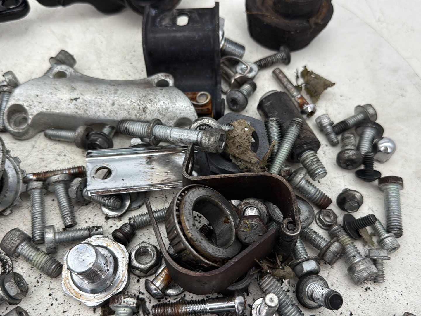2011 Harley Street Glide Touring FLHX OEM Hardware Bolts Nuts & Brackets