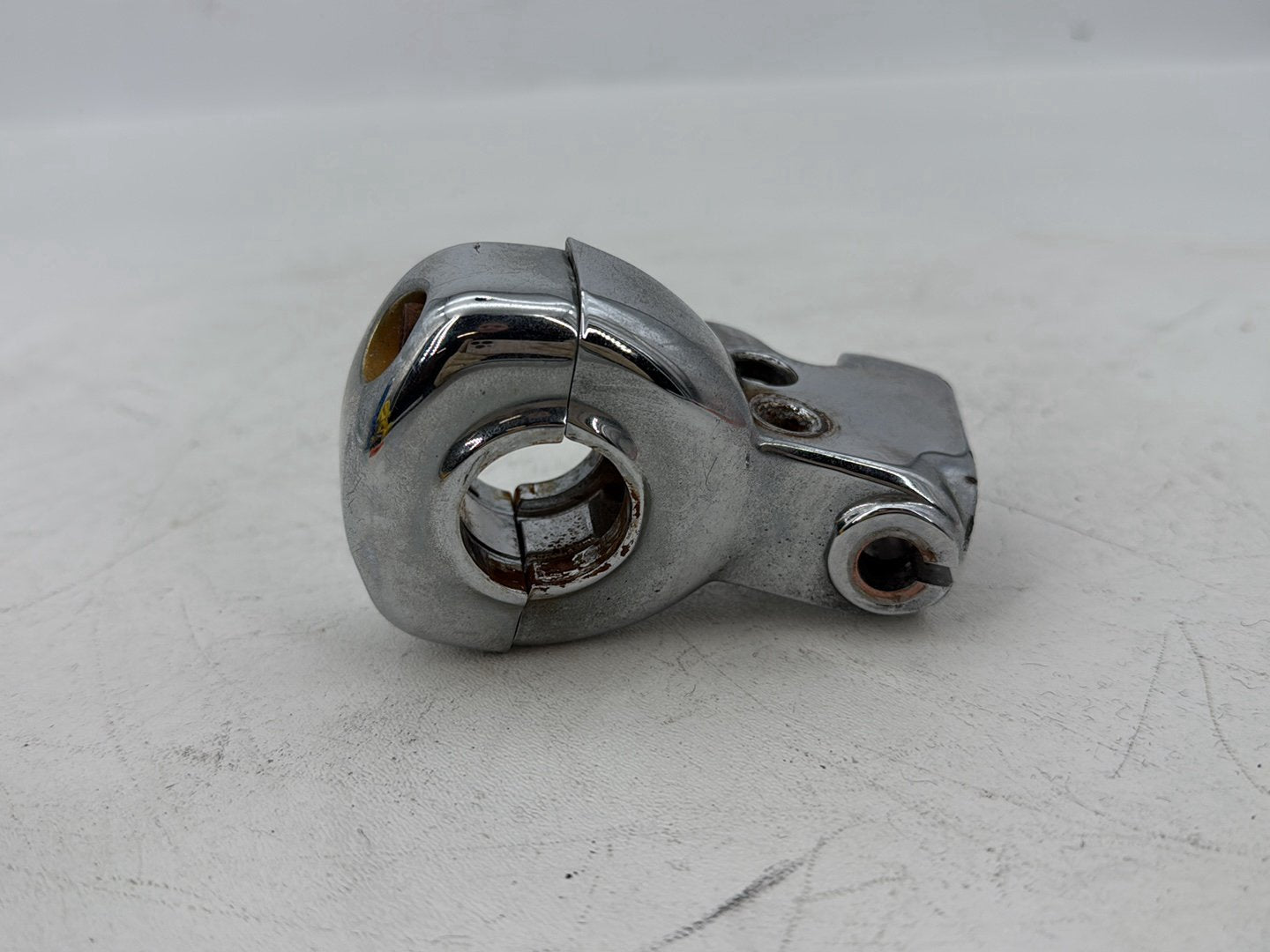 2007 - 2012 Harley-Davidson Dyna Super Glide Clutch Hand Lever Clutch Perch 38608-96   38608-96