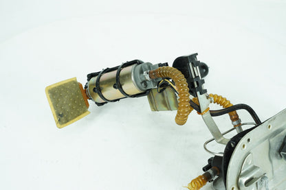 2000 - 2006 Harley-Davidson Touring Road King Custom Fuel Pump Gas Gasoline Petrol Sending 62897-01B