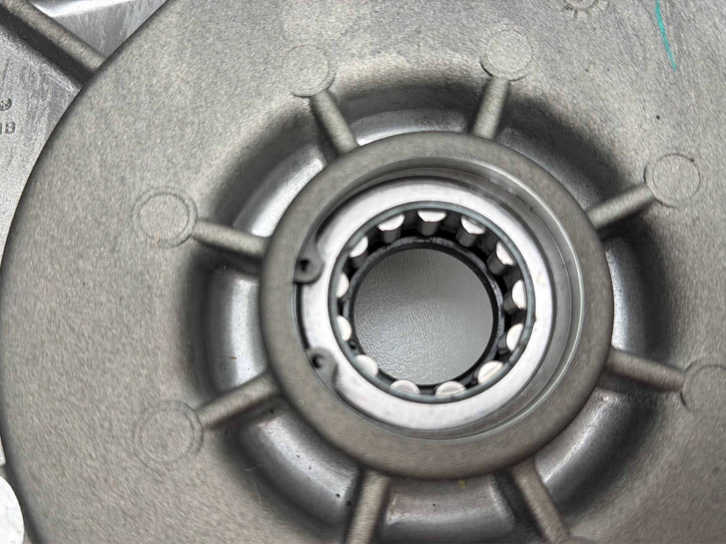 1999 - 2006 Harley-Davidson Touring Road King Inner Primary Clutch Cover 60677-01B
