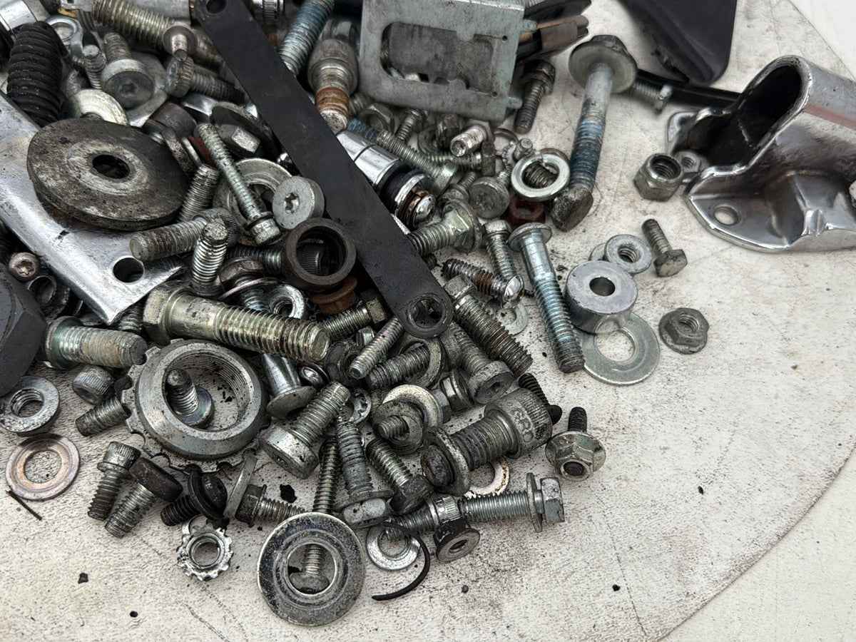 07 Harley Electra Glide Touring Ultra FLHTCUI OEM Hardware Bolts Nuts & Brackets