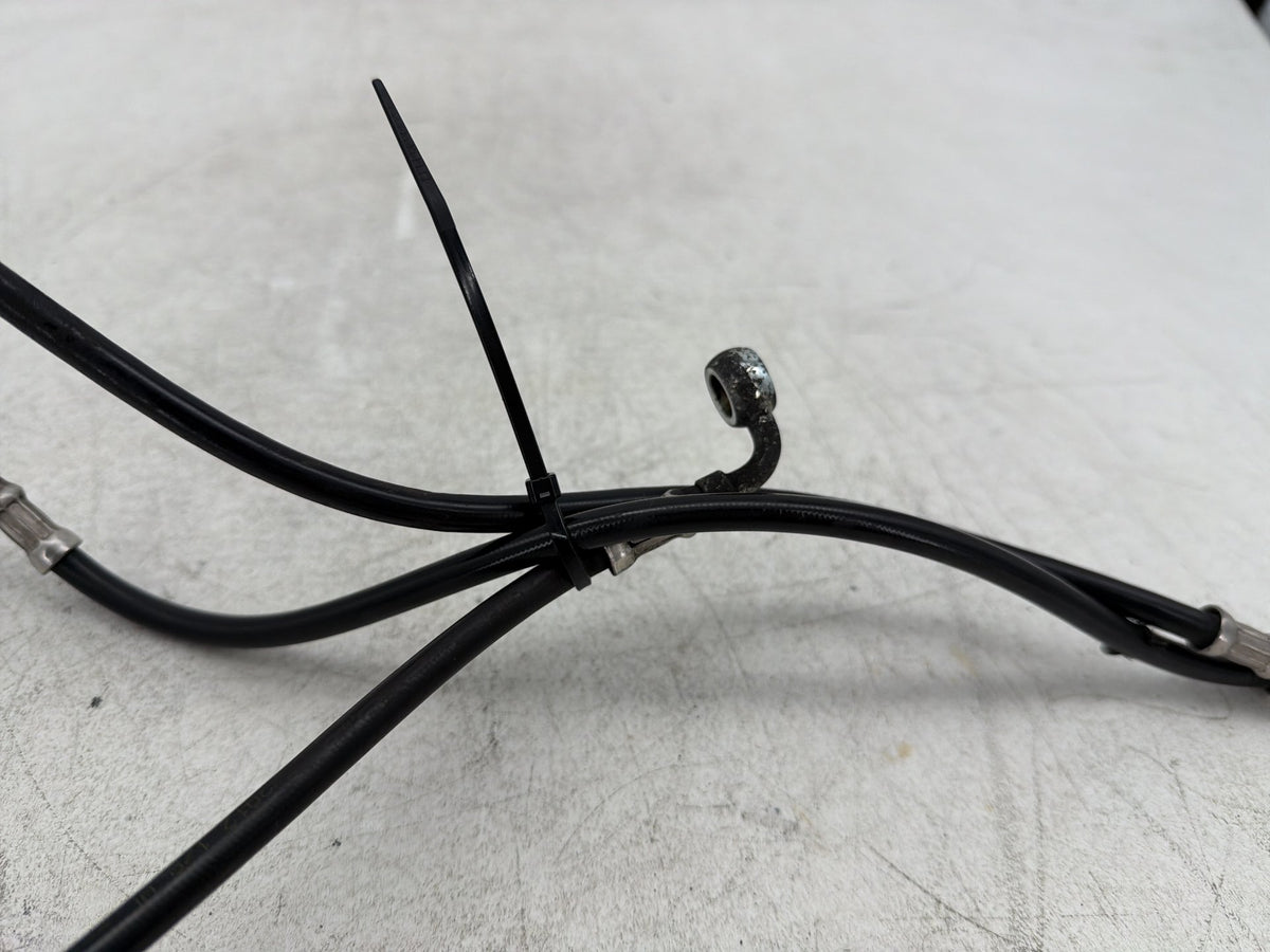 2013 Harley Street Glide Touring FLHX OEM Front Brake Hose Line Pipe NON-abs