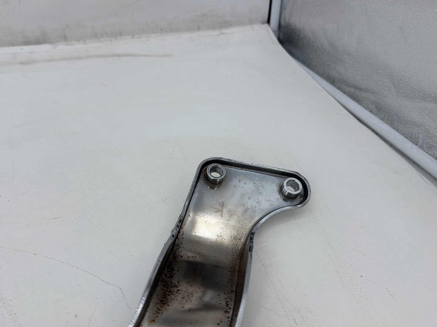 2006 Harley Softail FLSTCI Heritage Classic OEM Rear Left Right Fender Struts Bracket