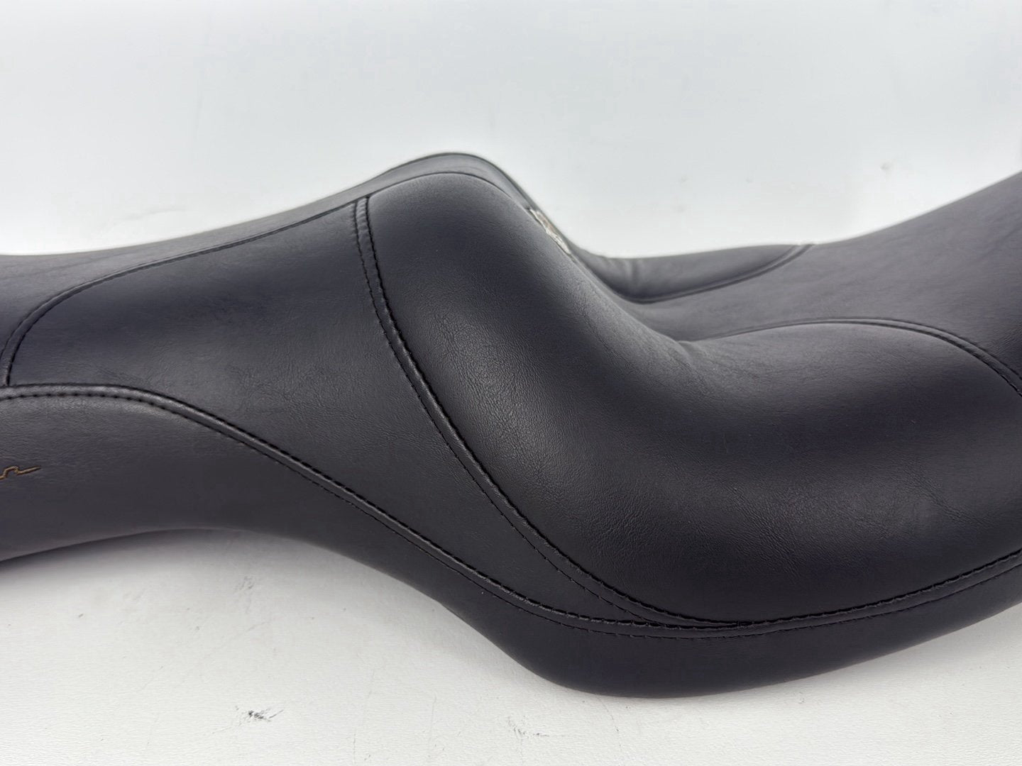 2003 Harley Sportster XL1200C 1200 Custom Anniversary OEM Passenger Rider Driver Seat Saddle
