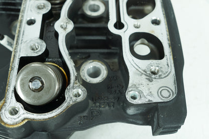 1999 - 2006 Harley-Davidson Softail Heritage Classic Rear Twin Cam Engine Cylinder Head 16725-99