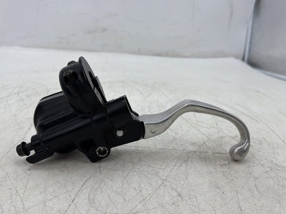 2006 Harley Sportster XL883L 883 Low OEM Front Right Brake Lever Master Cylinder