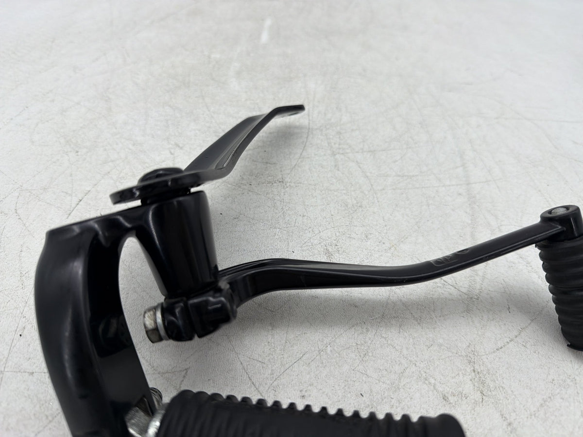 2017 Harley Dyna Street Bob FXDB OEM Left Driver Foot Controls Peg Rest