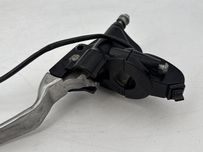 1999 - 2006 Harley-Davidson Touring Electra Glide Classic Front Right Brake Lever Master Cylinder 45013-96D