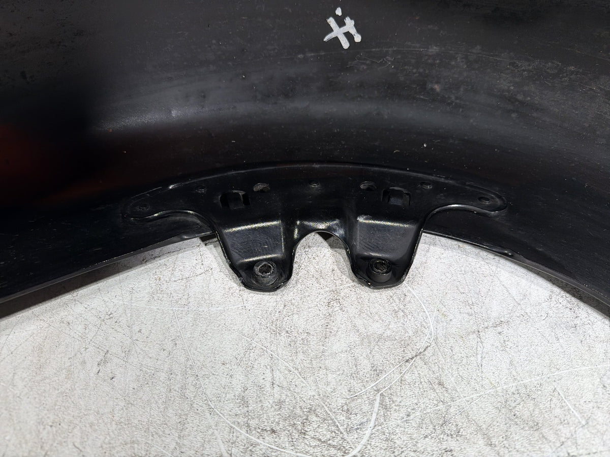 2004 Harley Electra Glide CVO Screamin Eagle OEM Front Wheel Fender Shell Panel