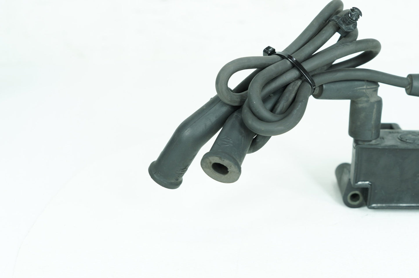 2008 - 2016 Harley-Davidson Touring Electra Glide Ultra Ignition Coil Spark Plugs Cable 31696-07A
