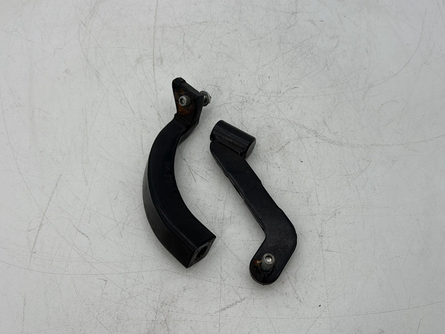 2005 Harley Touring FLHRCI Road King Classic OEM Left 1 Footboard Mount Bracket