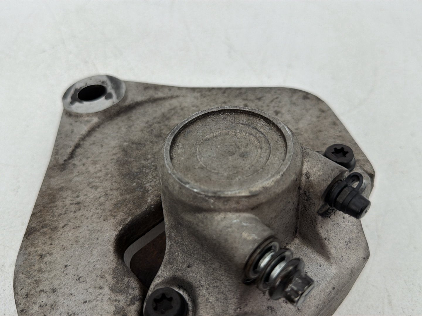 1984 - 1998 Harley-Davidson Touring Electra Glide Classic Rear Back Brake Caliper w/ Bracket 44050-87