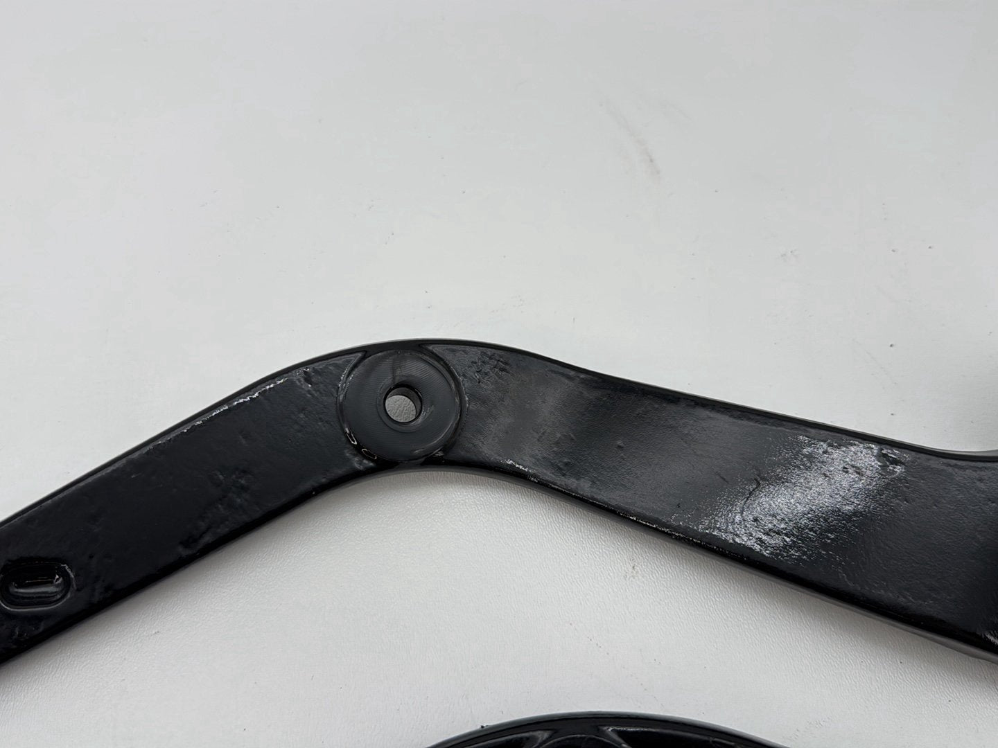 2008 Harley Softail Deluxe FLSTN OEM Rear Left & Right Fender Support Bracket