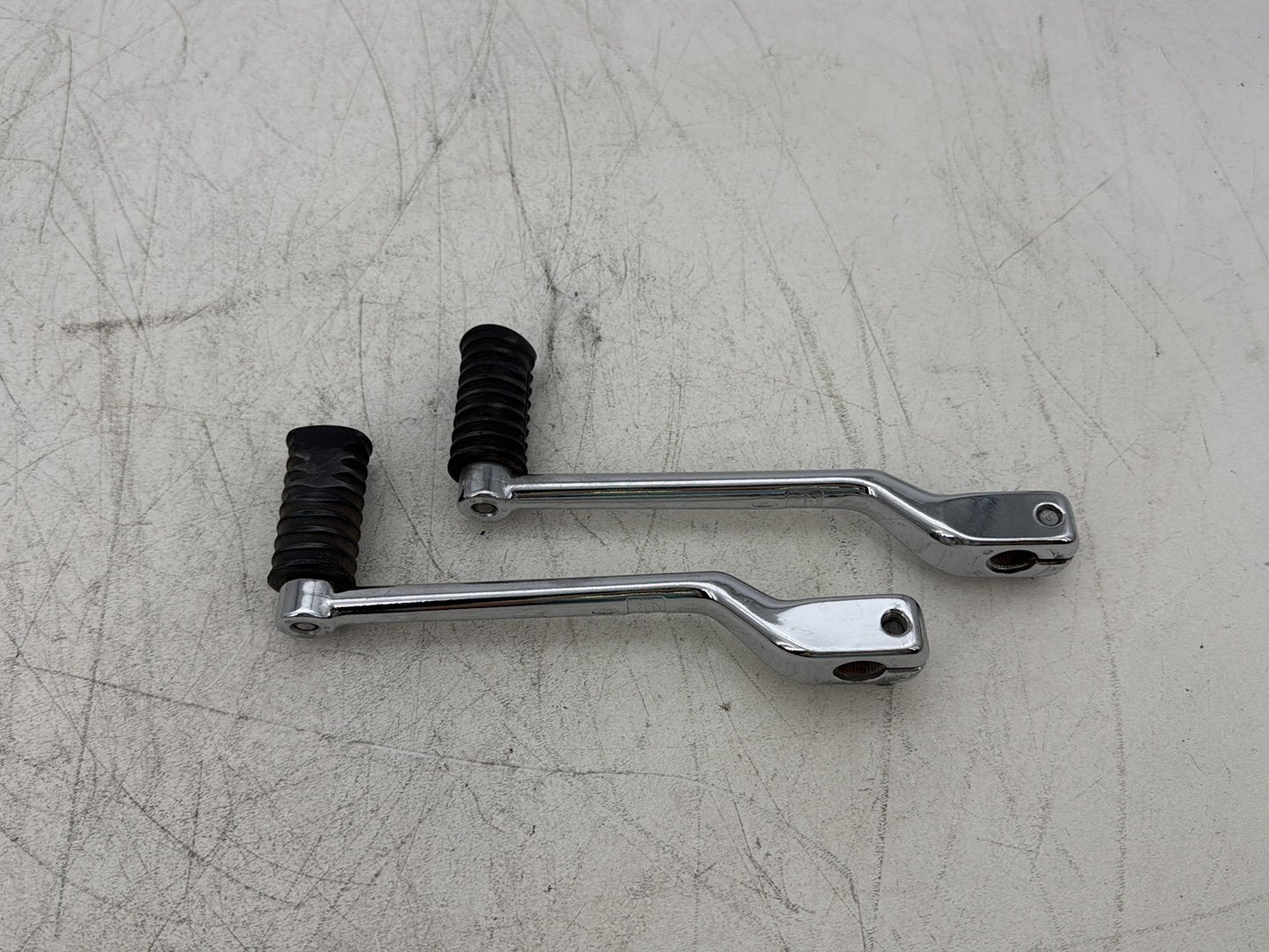 2007 Harley Electra Glide Touring Ultra OEM Gear Shifter Lever Pedal Pedals