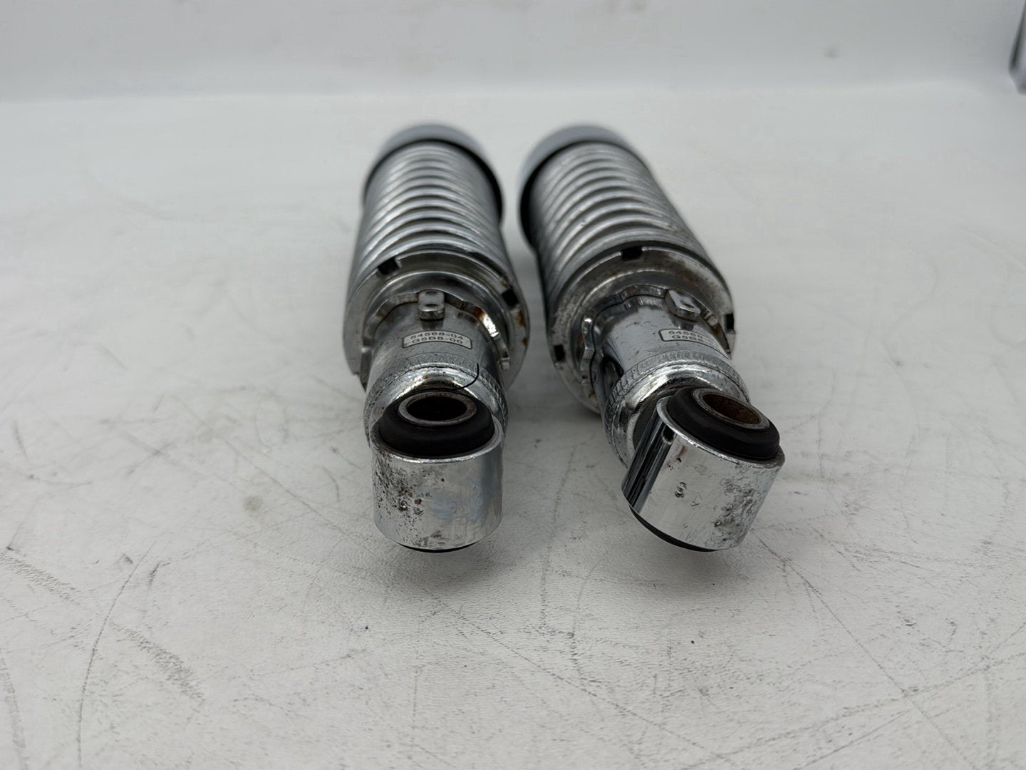 2004 - 2013 Harley-Davidson Sportster 1200 Custom Rear Left Right Shock Absorbers 54568-04